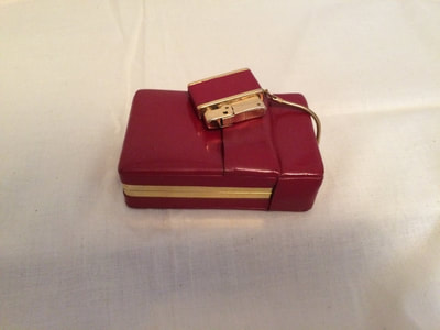 Ladies's cigarette case with attached lighter 1950s, 1960s Fully functional